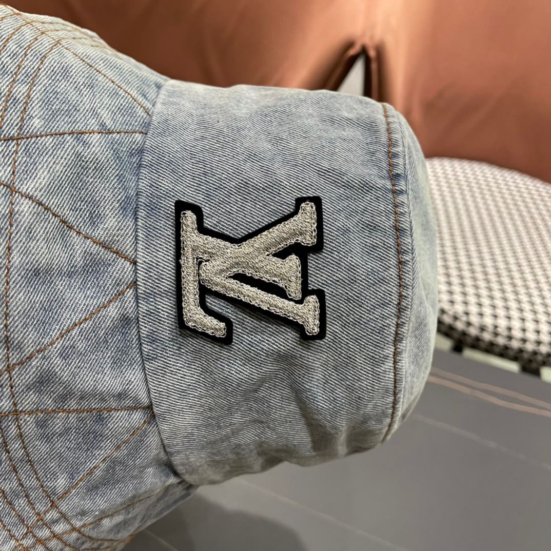 Louis Vuitton Caps